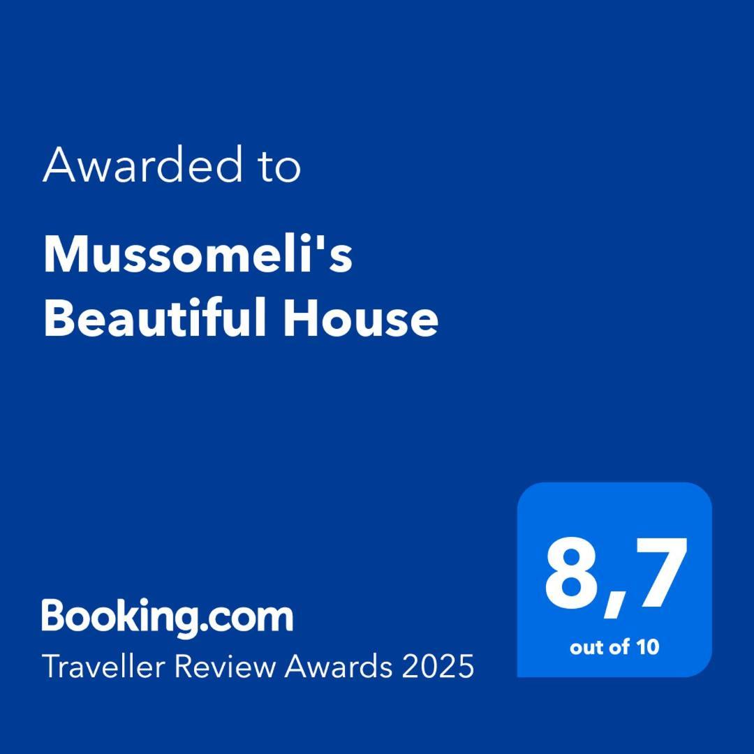 Апартаменты Mussomeli'S Beautiful House Экстерьер фото